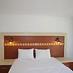 Turkbuku Hill Otel *