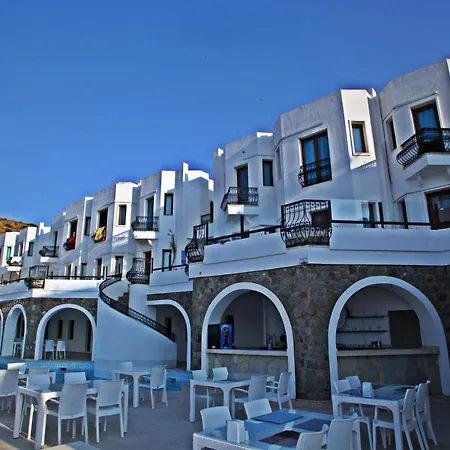 מלון Turkbuku Hill *