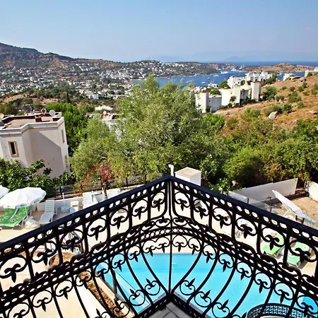 מלון Turkbuku Hill *