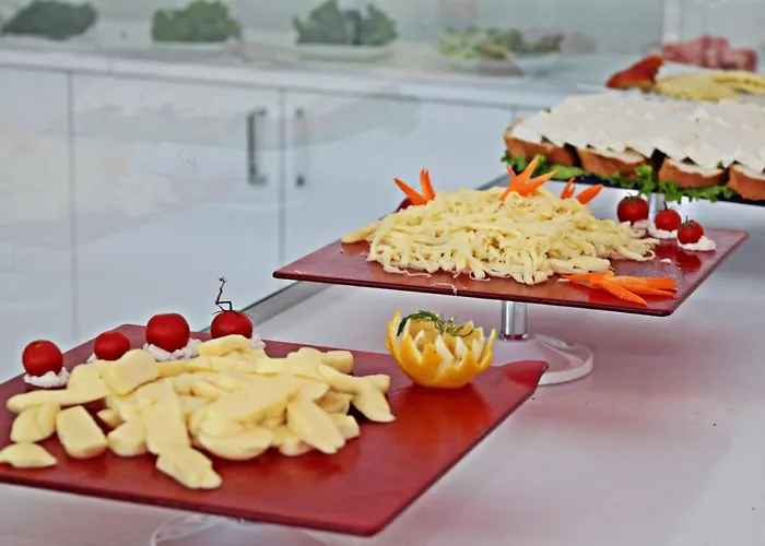 Turkbuku Hill מלון מוגלה