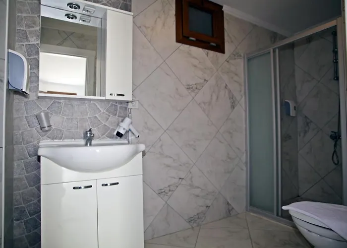 Turkbuku Hill * ムーラ