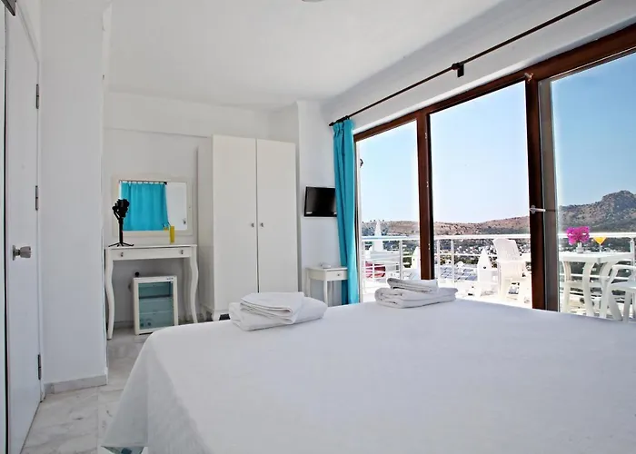 Turkbuku Hill Hotel *